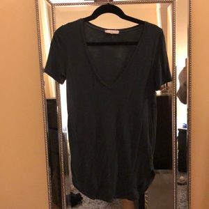 UO V-Neck T-Shirt